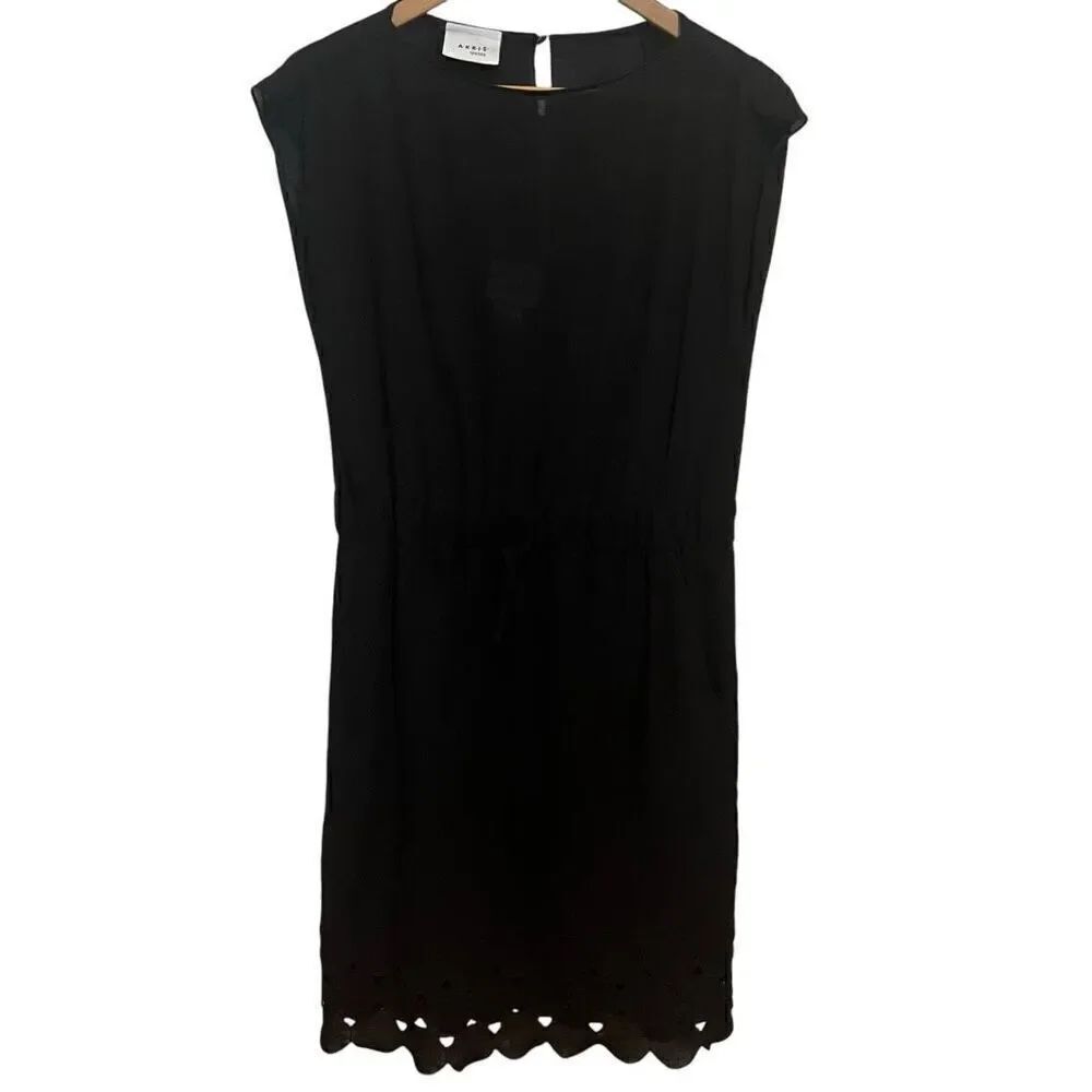 Akris Punto Circle Lace Hem Black Tie Waist Dress Size 6